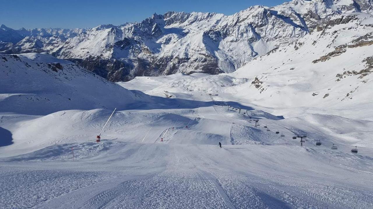 Le Petit Refuge Cervinia Appartement Breuil-Cervinia Buitenkant foto