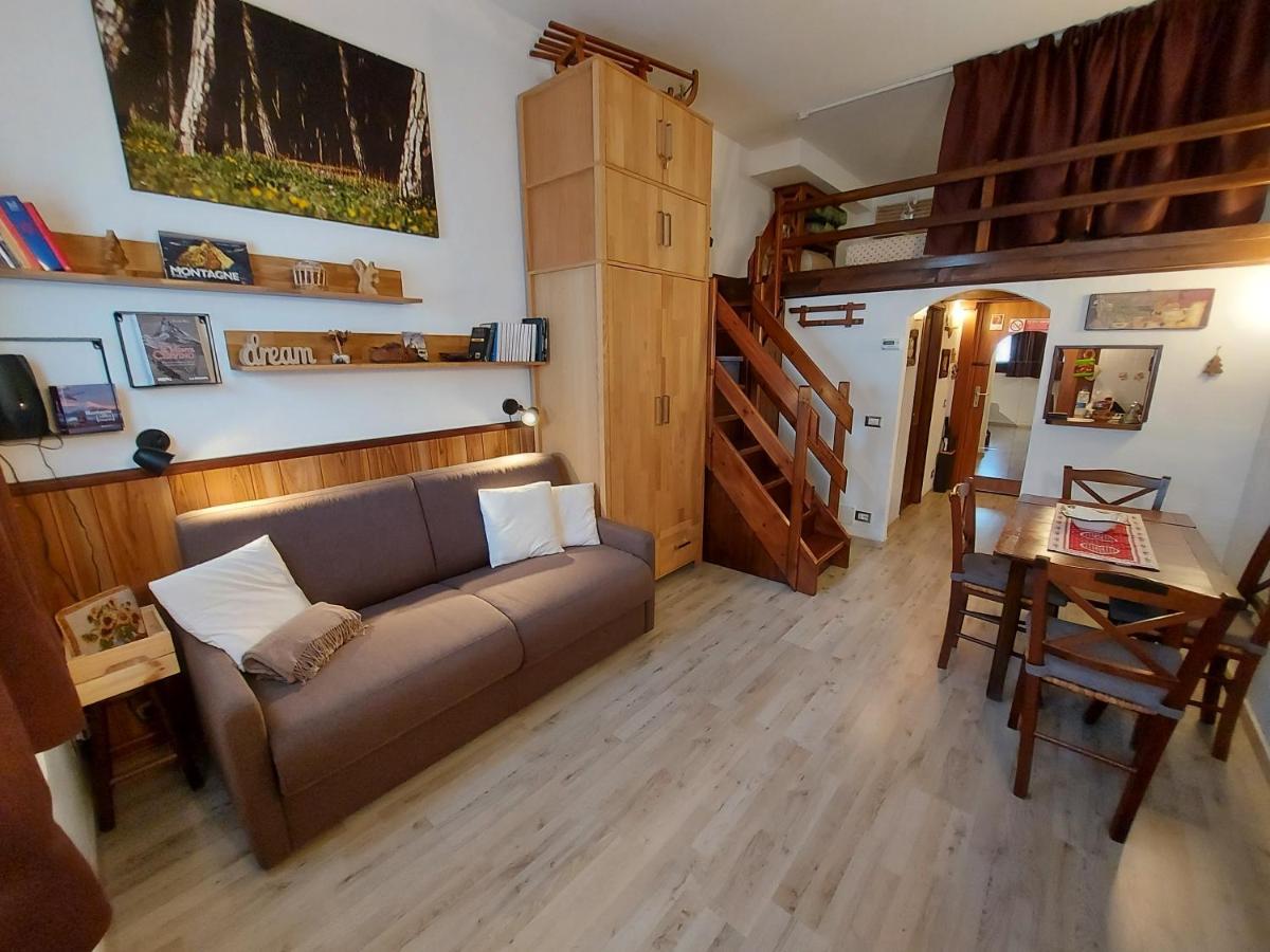 Le Petit Refuge Cervinia Appartement Breuil-Cervinia Buitenkant foto