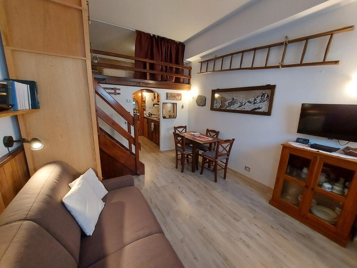 Le Petit Refuge Cervinia Appartement Breuil-Cervinia Buitenkant foto